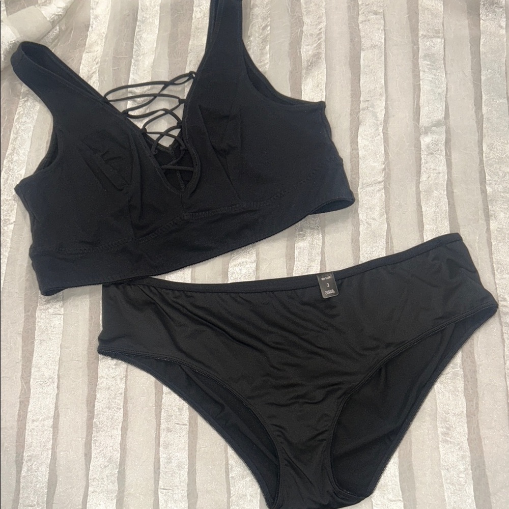 Black Lace-Up Torrid Size 3 Hipster Panties & Size 2 Bralette NWT